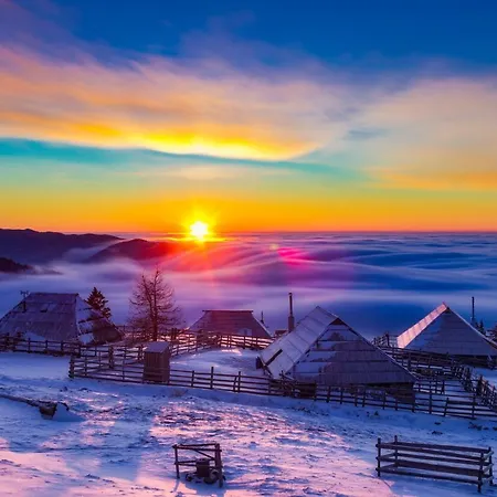 Koca Kronca - Velika Planina Stahovica Exterior photo