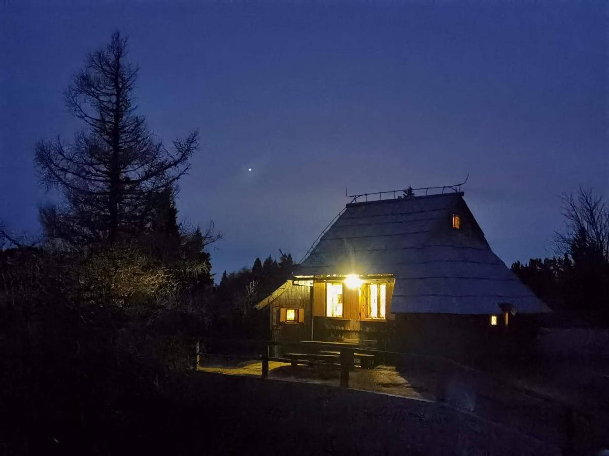 Koca Kronca - Velika Planina Chalet *